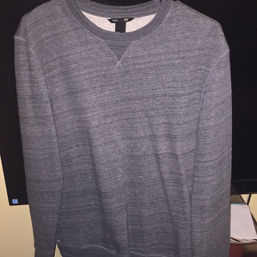 H&M crewneck